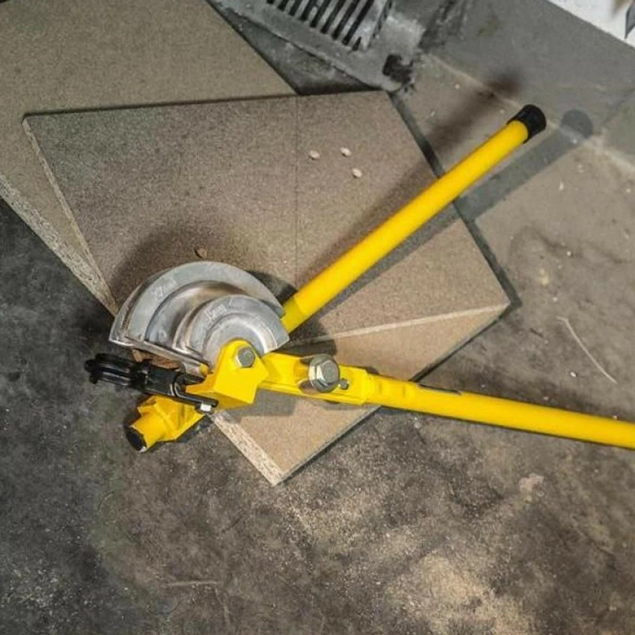 Top 10 π― Irwin Hilmor T591057 GLM Minor Pipe Bender 15-22mm π 4 Top 10 π― Irwin Hilmor T591057 GLM Minor Pipe Bender 15-22mm π - Image 4