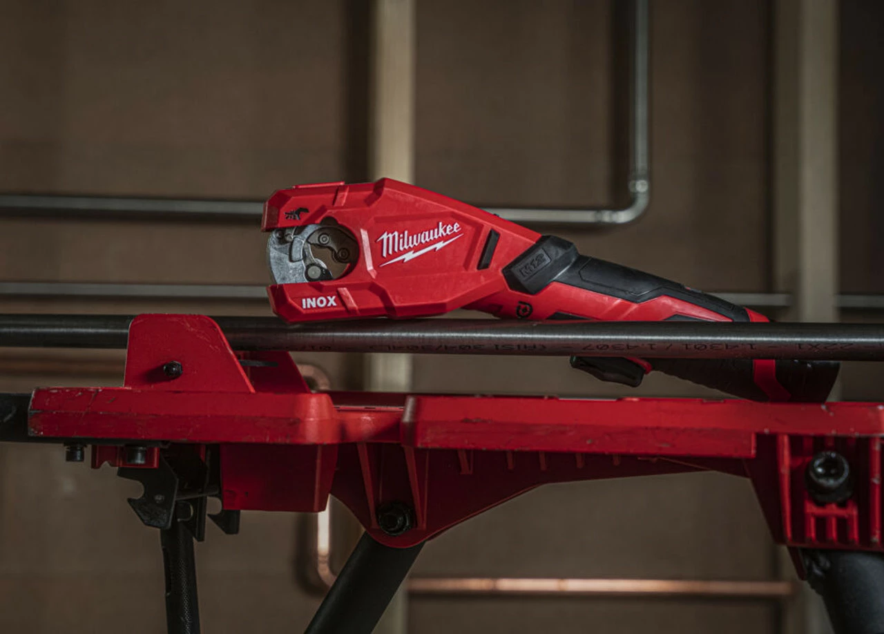 Brand new 😉 Milwaukee M12 PCSS-0 Raptor™ 12V Brushless Stainless Steel Pipe Cutter (Body Only) 😉 20 Brand new 😉 Milwaukee M12 PCSS-0 Raptor™ 12V Brushless Stainless Steel Pipe Cutter (Body Only) 😉 - Image 20